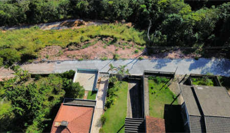 Terreno à venda no condomínio Bosque da Represa, Nazaré Paulista - SP