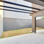 Casa à venda com 3 quartos, sendo 1 suíte, no condomínio Cube Villa, São Paulo - SP