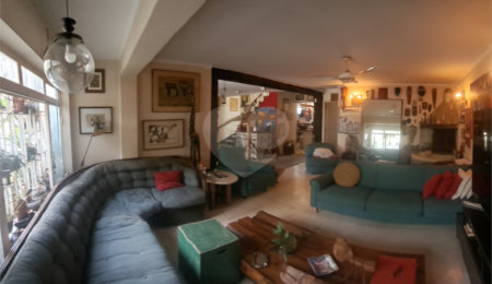 Casa de Vila à venda com 4 quartos, sendo 1 suíte,  em Vila Olímpia, São Paulo, SP