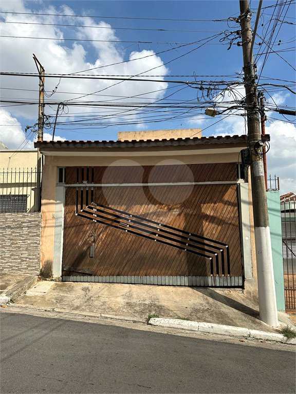 Sobrado à venda com 3 quartos, sendo 1 suíte, em Vila Nova Cachoeirinha, São Paulo, SP