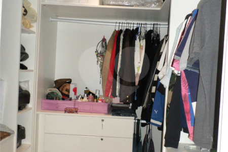 Apartamento à venda com 4 quartos, sendo 2 suítes, em Jardim Londrina, São Paulo, SP