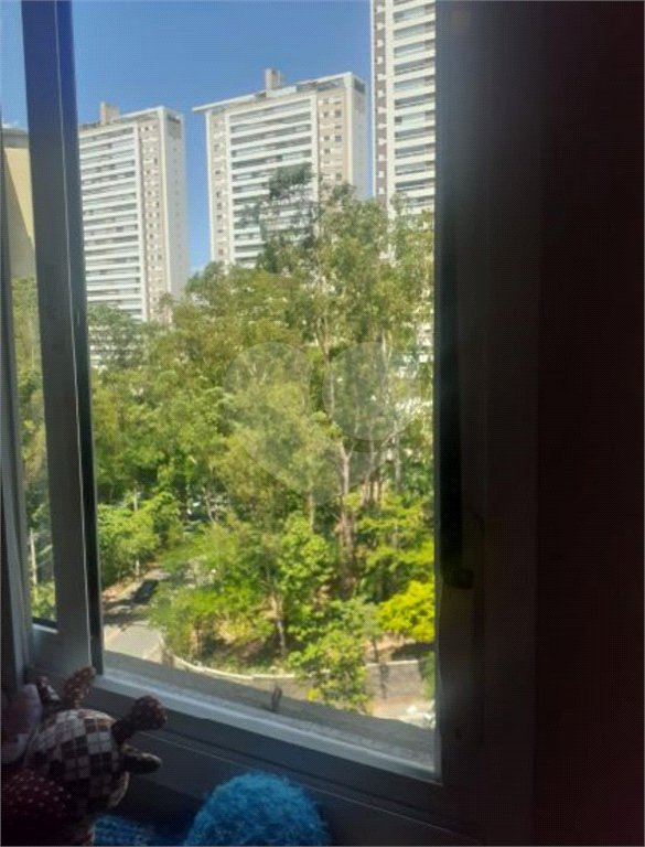 Apartamento à venda com 3 quartos, sendo 1 suíte, em Vila Andrade, São Paulo, SP