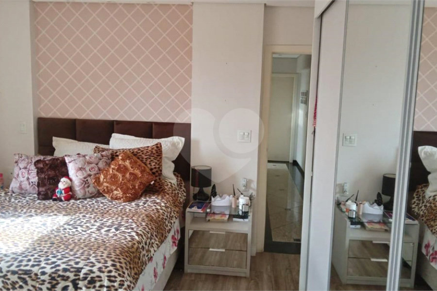 Apartamento à venda com 3 quartos, sendo 1 suíte, em Parque Novo Mundo, São Paulo, SP