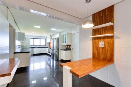 Apartamento para alugar com 4 suítes em Santo Amaro, São Paulo, SP