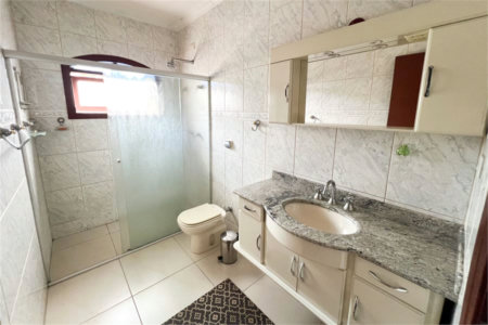 Casa à venda com 4 quartos, sendo 2 suítes,  no condomínio Villaggio Capriccio, Louveira - SP