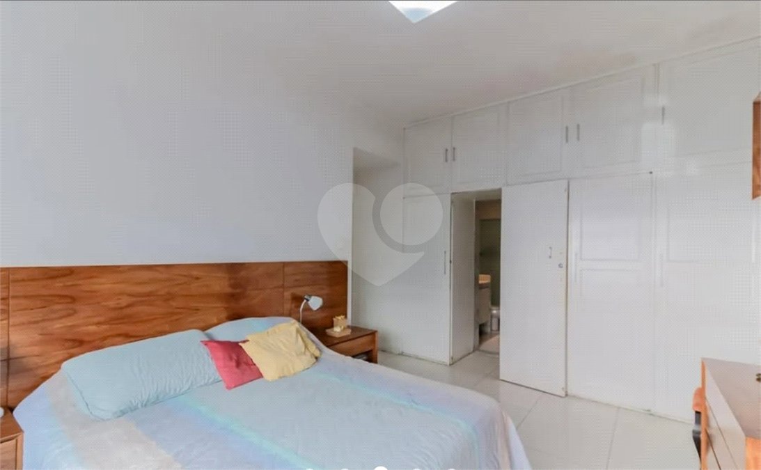 Apartamento à venda com 4 quartos, sendo 1 suíte,  em Copacabana, Rio de Janeiro, RJ