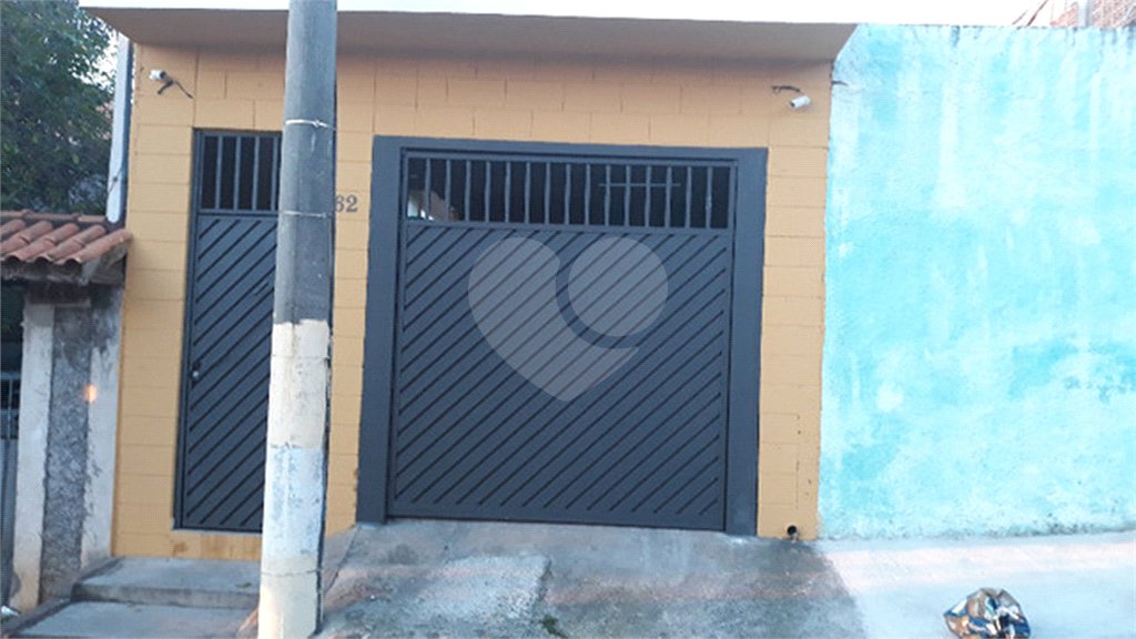 Sobrado à venda com 3 quartos, sendo 1 suíte, em Jardim Peri, São Paulo, SP
