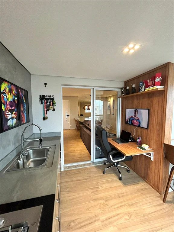 Apartamento à venda com 2 quartos, sendo 1 suíte, em Parque Reboucas, São Paulo, SP