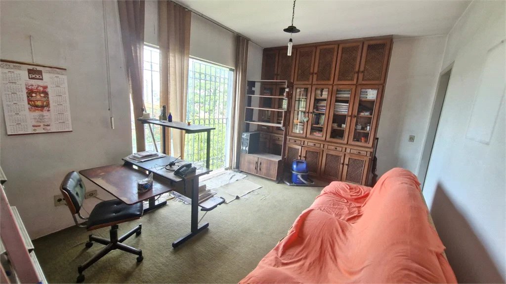 Sobrado à venda com 3 quartos, sendo 1 suíte, em Cidade São Francisco, São Paulo, SP