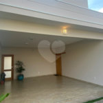 Casa à venda com 3 suítes no condomínio Residencial Central Parque, Salto - SP