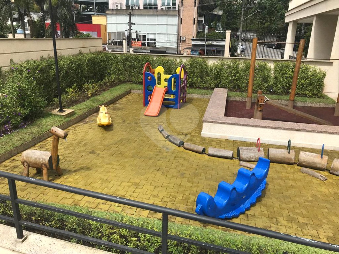 Apartamento à venda com 4 quartos, sendo 3 suítes, em Vila Andrade, São Paulo, SP