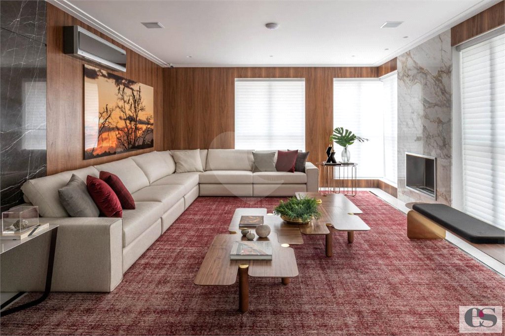 Apartamento à venda com 5 suítes em Vila Gomes Cardim, São Paulo, SP