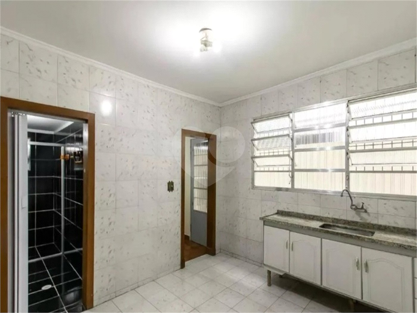 Casa à venda com 4 quartos, sendo 2 suítes, em Jardim Coimbra, São Paulo, SP