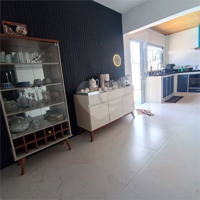Casa à venda com 3 quartos, sendo 1 suíte, em Caminho de Búzios, Cabo Frio, RJ