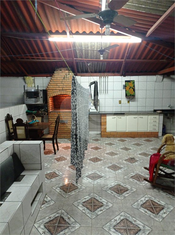 Casa à venda com 5 suítes em Vila Medeiros, São Paulo, SP