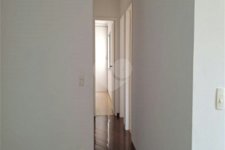 Apartamento à venda com 3 quartos, sendo 1 suíte, em Indianópolis, São Paulo, SP