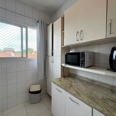 Casa à venda com 3 quartos, sendo 1 suíte, no condomínio New Village, Cotia - SP