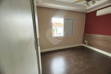 Casa à venda com 3 quartos, sendo 1 suíte, no condomínio Villagio DI Lucca, Sorocaba - SP
