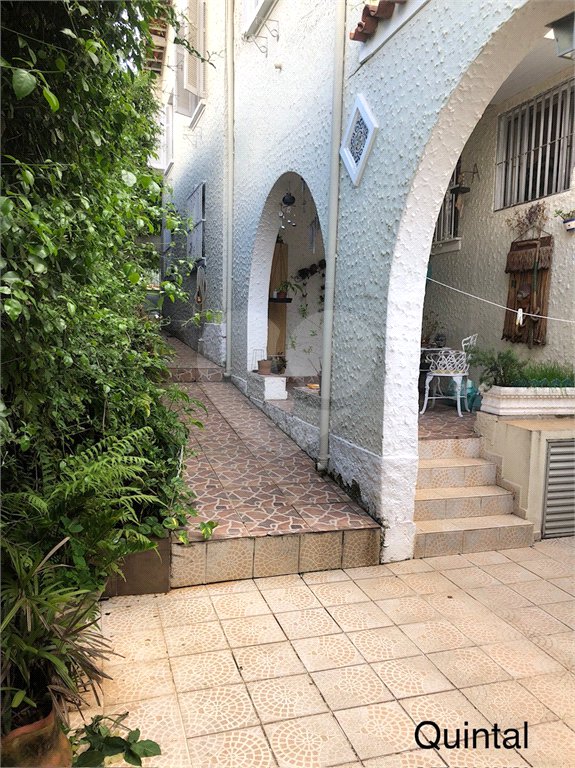 Sobrado à venda com 4 quartos, sendo 2 suítes, em Vila Monumento, São Paulo, SP