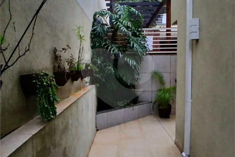 Sobrado à venda com 3 suítes em Santana, São Paulo, SP