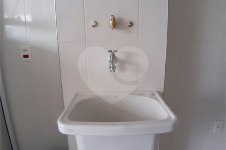 Apartamento à venda com 3 quartos, sendo 1 suíte, em Santo Antônio, São Caetano do Sul, SP
