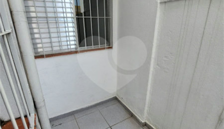 Sobrado à venda com 3 quartos, sendo 1 suíte,  em Alto da Boa Vista, São Paulo, SP