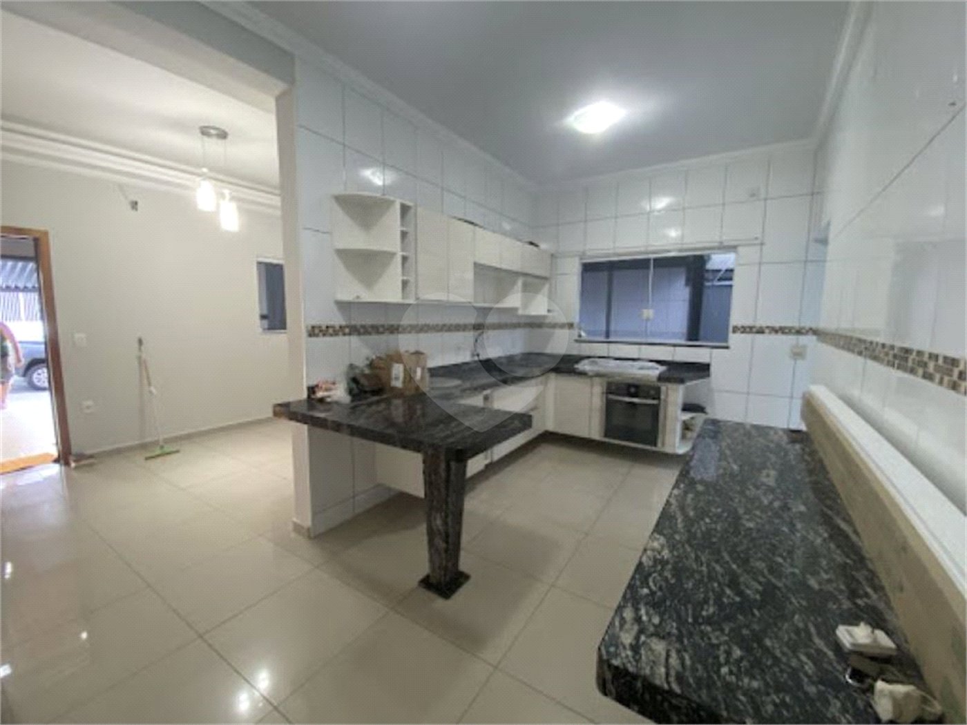 Casa à venda com 4 quartos, sendo 2 suítes,  em Jardim Santa Marta III, Salto, SP