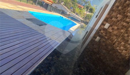 Casa à venda com 4 quartos, sendo 1 suíte, no condomínio Residencial Ypeville, Mairiporã - SP