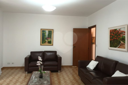 Casa à venda com 3 quartos, sendo 1 suíte, em Planalto Paulista, São Paulo, SP