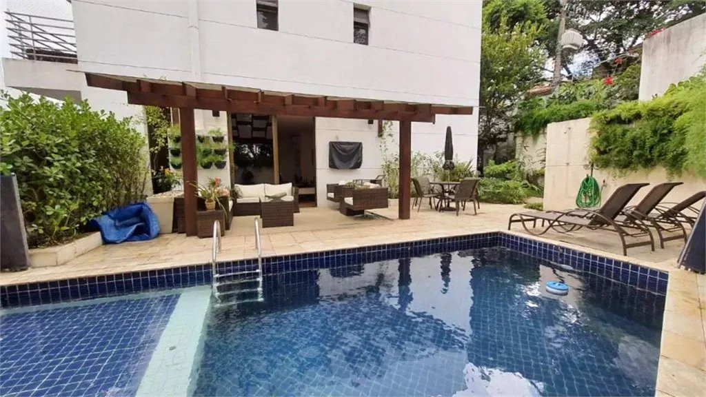 Casa à venda com 3 suítes no condomínio Metropolitan, São Paulo - SP