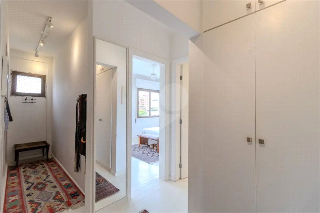 Apartamento à venda com 3 suítes em Vila Morumbi, São Paulo, SP