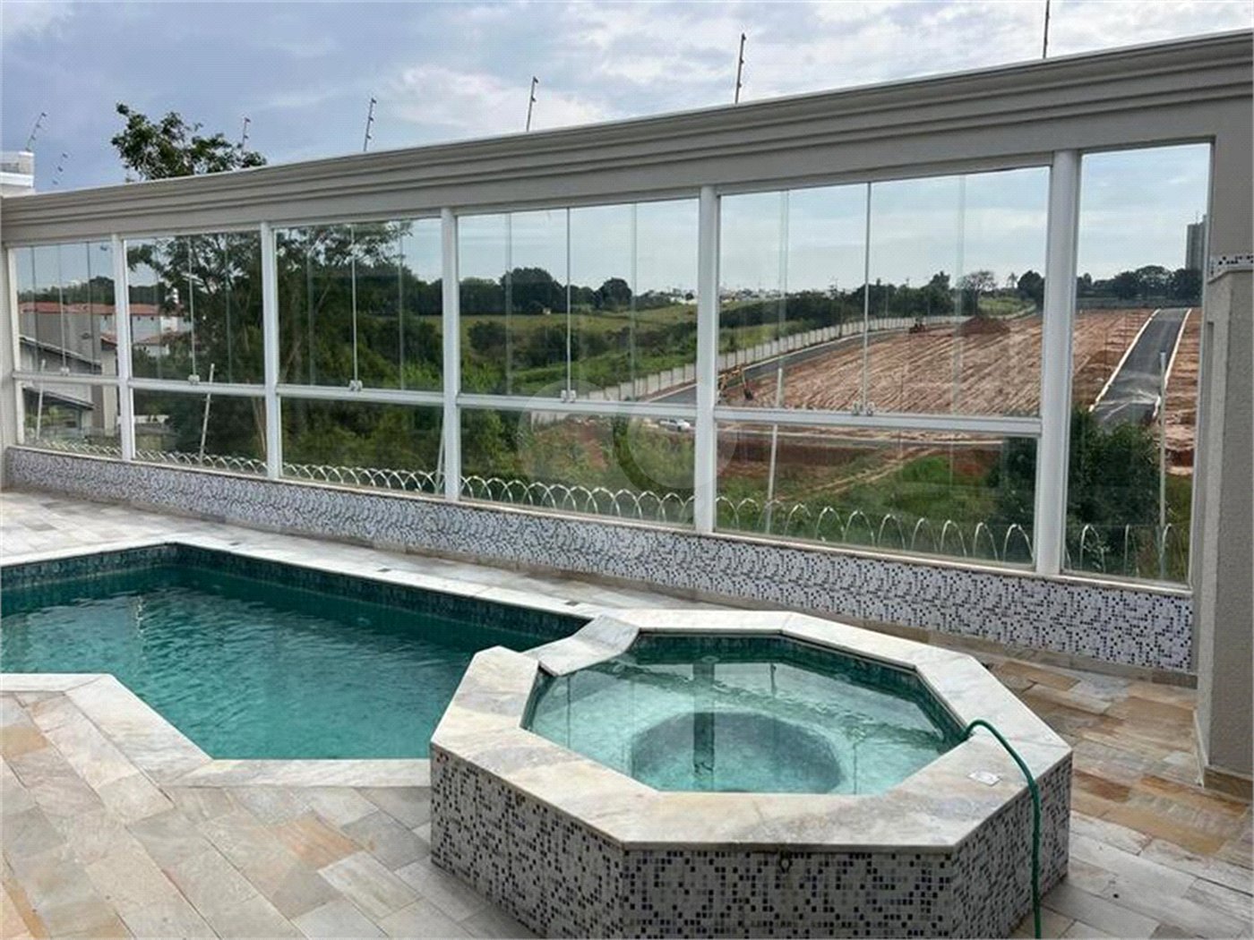 Casa à venda com 4 suítes no condomínio Jardim Residêncial da Villa Suiça, Indaiatuba - SP