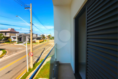 Casa à venda com 3 quartos, sendo 1 suíte, no condomínio Terras de São Francisco, Sorocaba - SP