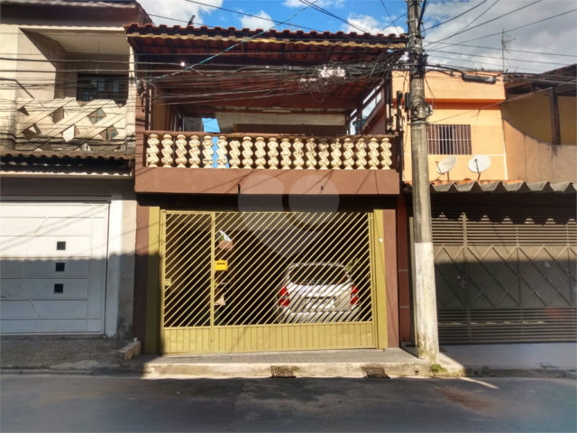 Sobrado à venda com 3 quartos em Jardim Acácio, Guarulhos, SP