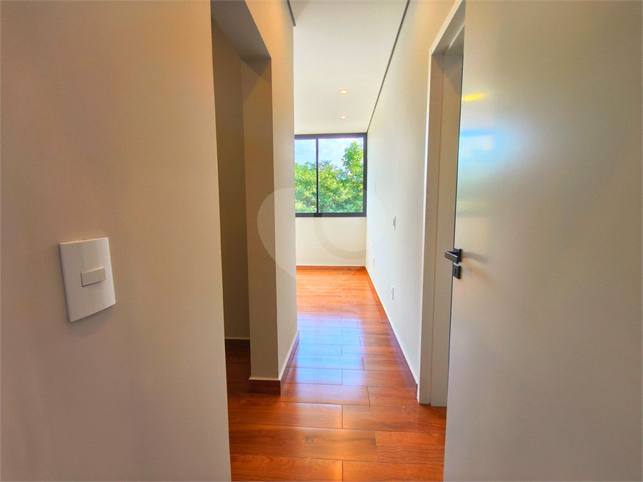 Casa à venda com 3 suítes no condomínio Terras de São Francisco, Sorocaba - SP