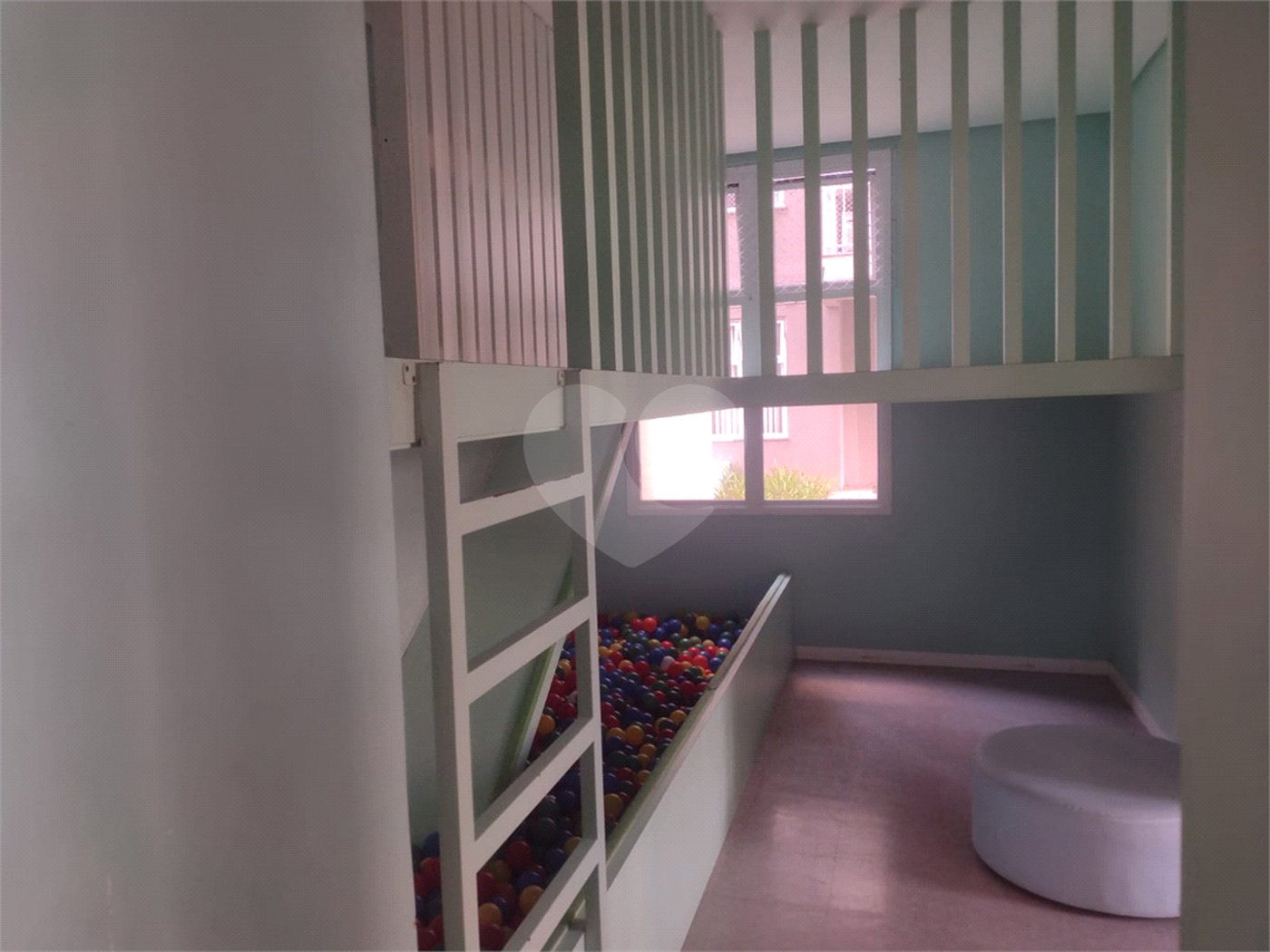 Apartamento à venda com 3 quartos, sendo 1 suíte,  em Campo Grande, São Paulo, SP