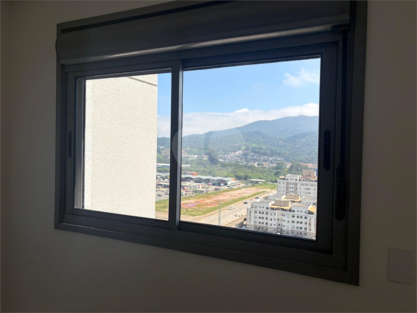 Apartamento à venda com 1 quarto em Vila Mogilar, Mogi das Cruzes, SP