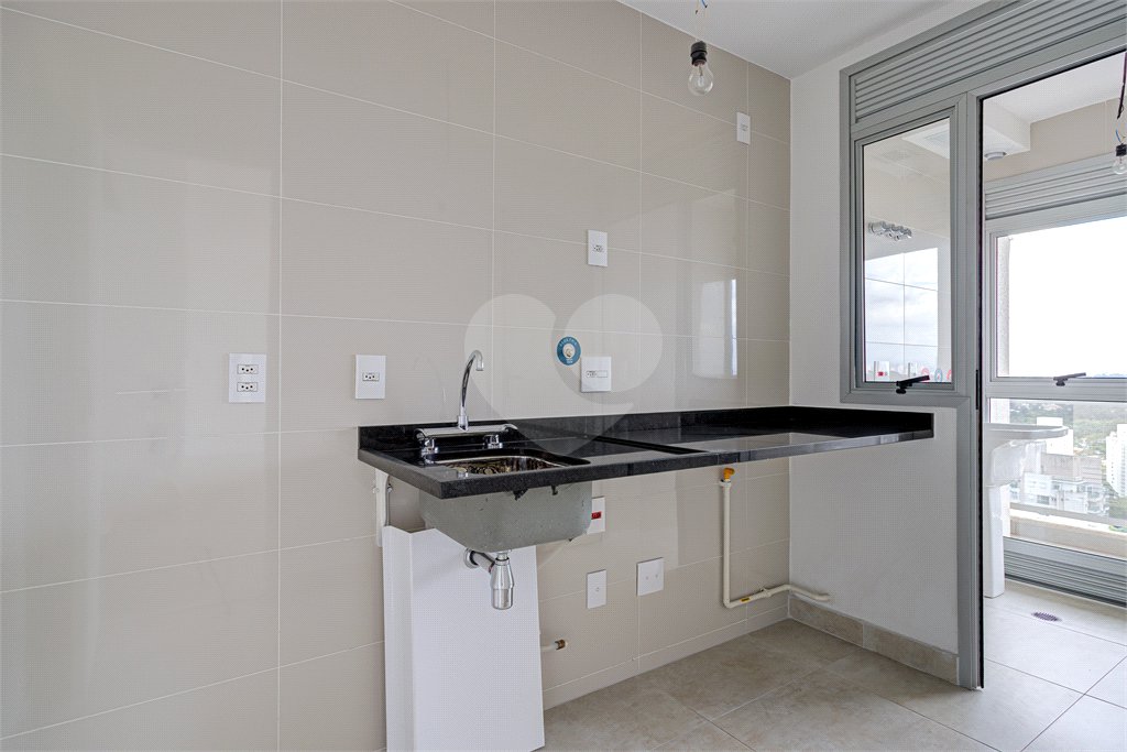 Duplex à venda com 2 suítes em Granja Julieta, São Paulo, SP
