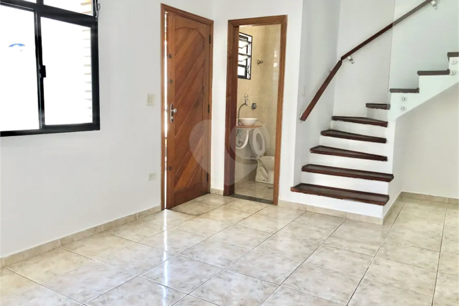 Casa à venda com 2 quartos no condomínio Residencial Fernanda, São Paulo - SP