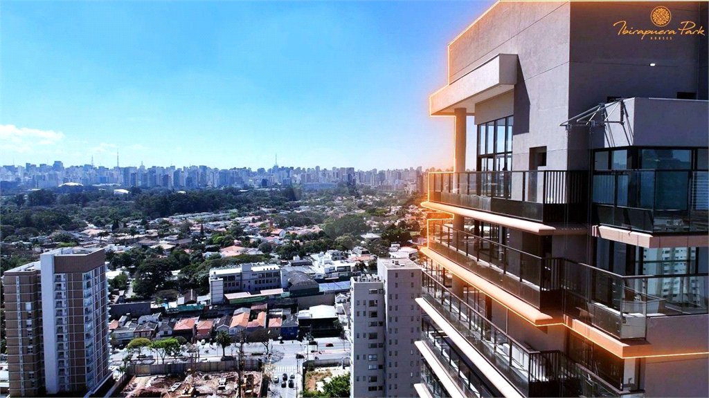 Apartamento à venda com 4 suítes em Moema, São Paulo, SP