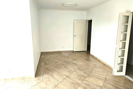 Apartamento para alugar com 3 quartos, sendo 1 suíte, em Alto da Boa Vista, São Paulo, SP