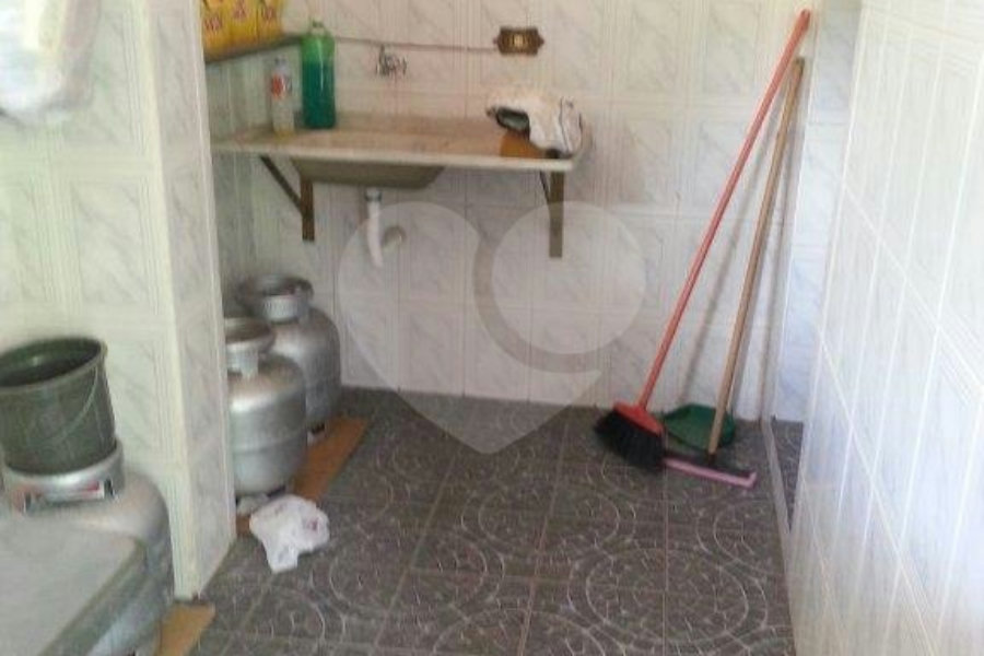Sobrado à venda com 3 quartos, sendo 2 suítes,  em Jardim Nery, Mairiporã, SP