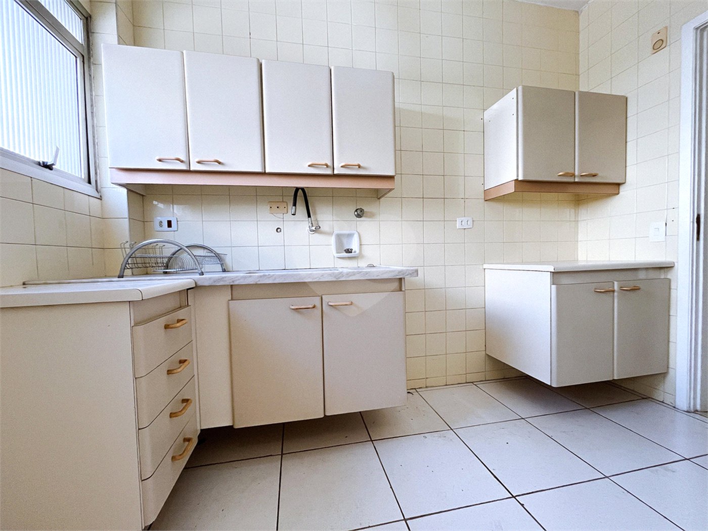Apartamento à venda com 2 quartos, sendo 1 suíte,  em Consolação, São Paulo, SP