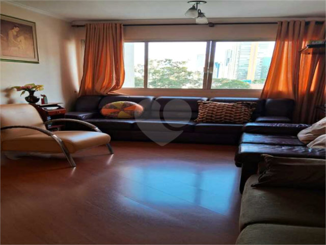 Apartamento à venda com 3 quartos em Tatuapé, São Paulo, SP