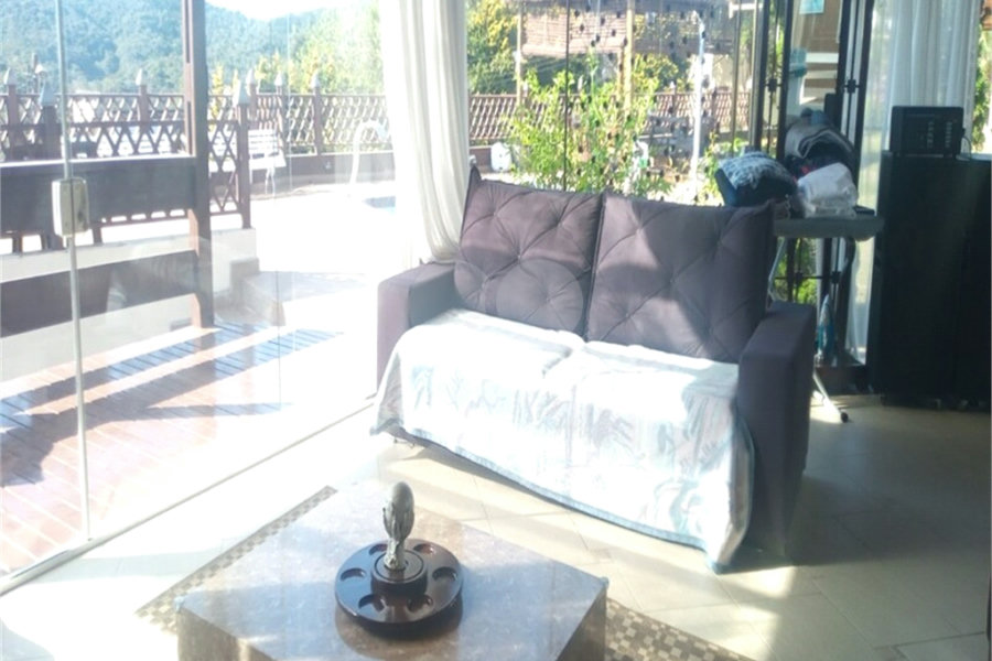 Casa à venda com 5 suítes em Serra da Cantareira, Mairiporã, SP