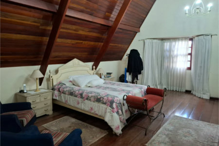 Sobrado à venda com 4 quartos, sendo 2 suítes, em Jardim Leonor, São Paulo, SP