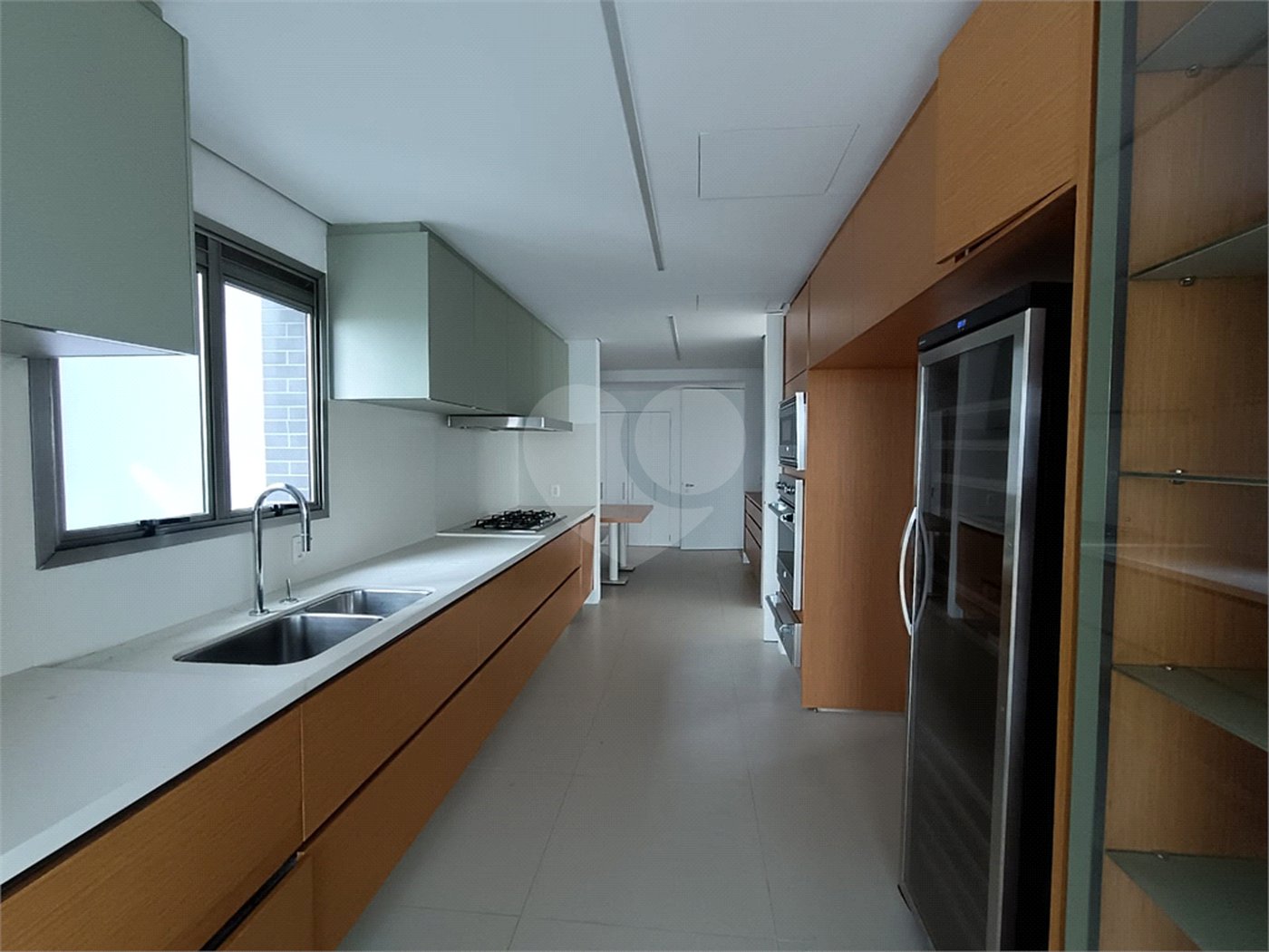 Apartamento à venda ou para alugar com 3 suítes em Pinheiros, São Paulo, SP
