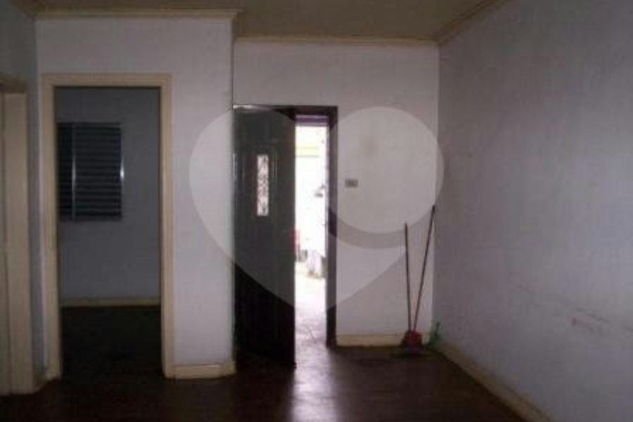 Casa Térrea à venda com 3 quartos em Parque Vitória, São Paulo, SP