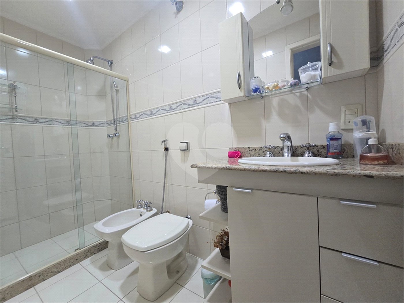 Casa à venda com 5 quartos, sendo 2 suítes, em Tijuca, Rio de Janeiro, RJ