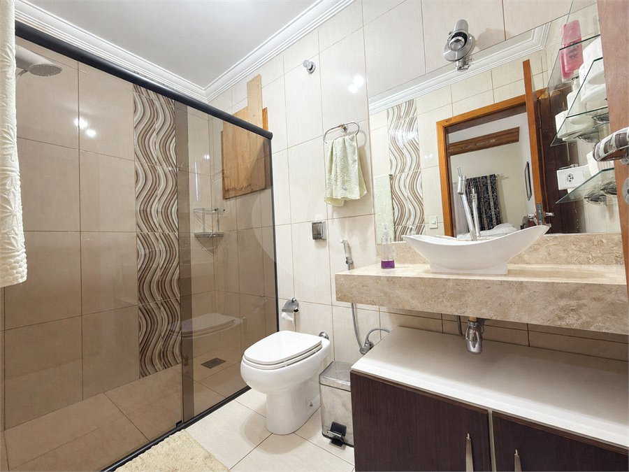 Casa à venda com 5 suítes no condomínio Parque Village Castelo, Itu - SP